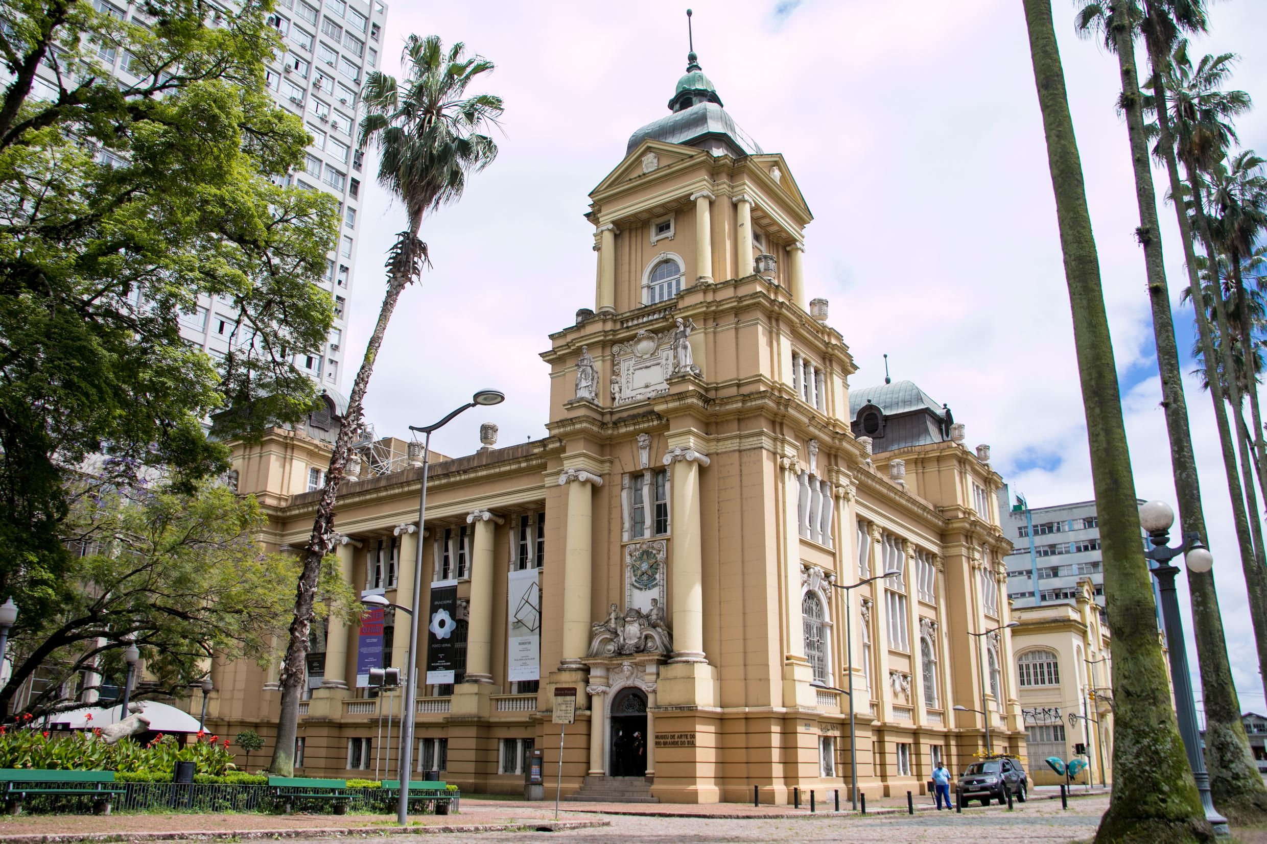 Centro+