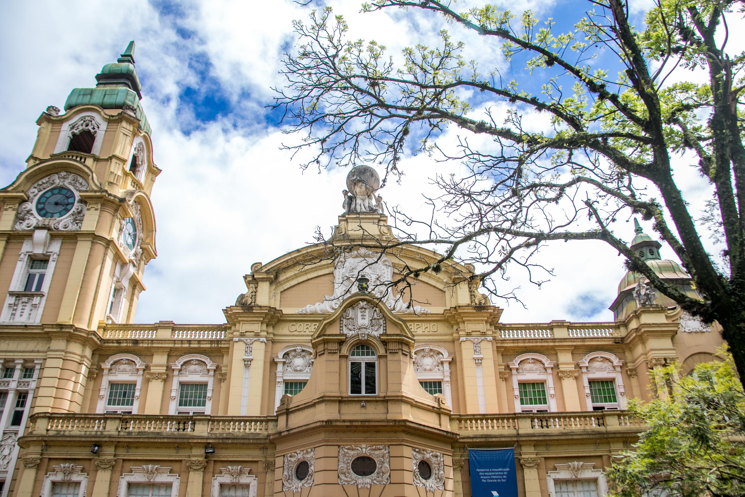 Centro+
